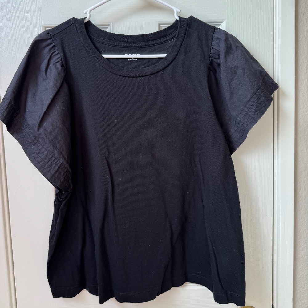 Black Flowy Sleeve Blouse